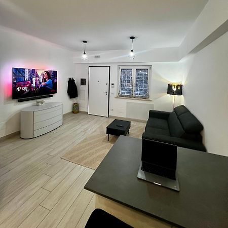 Elegant & Spacious 2Br 2Ba Unit With Private Patio Rome Exterior photo