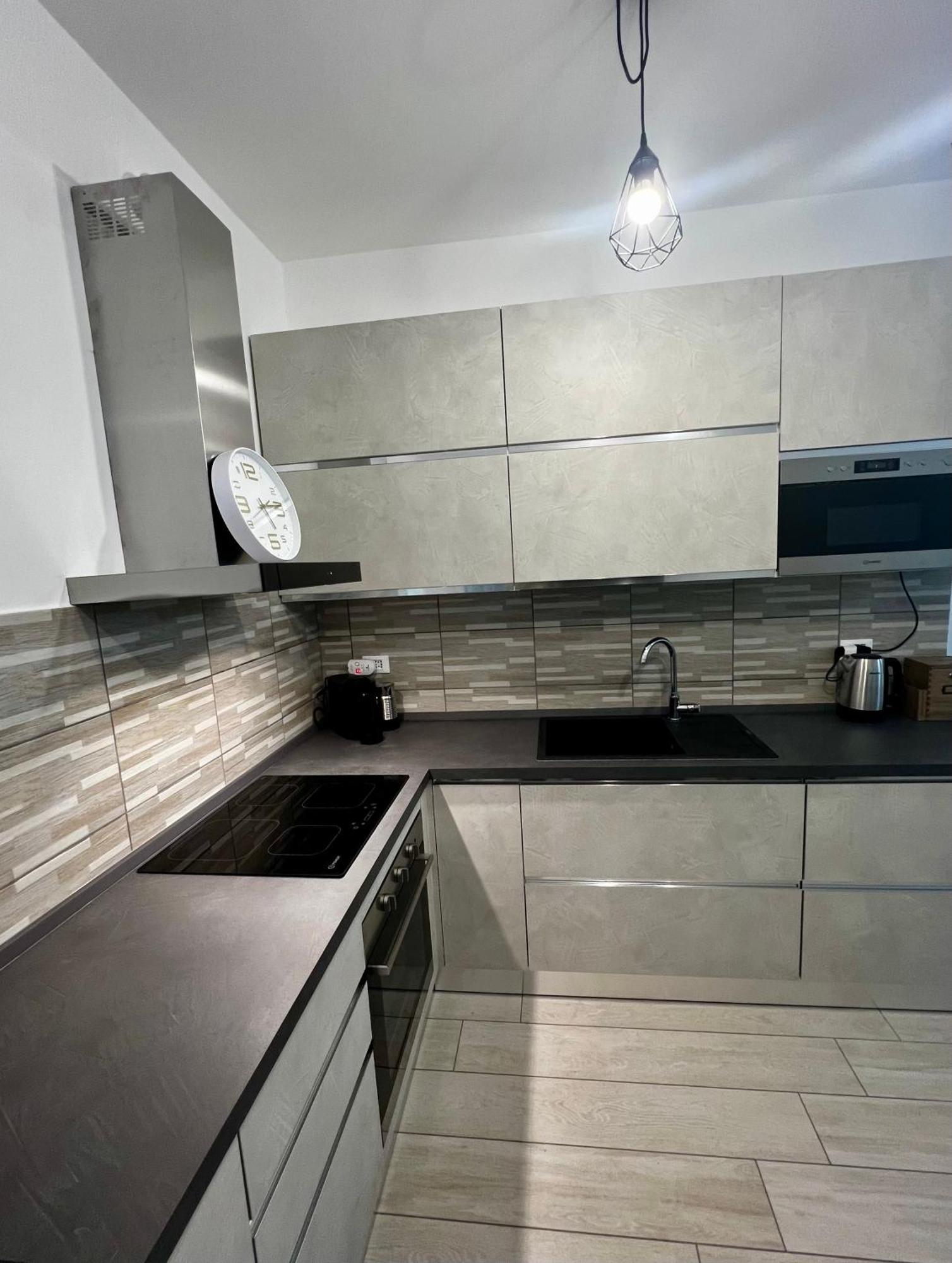 Elegant & Spacious 2Br 2Ba Unit With Private Patio Rome Exterior photo