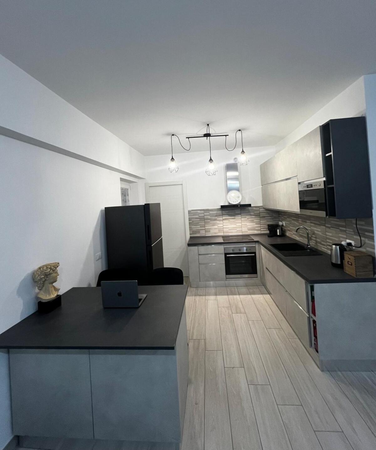 Elegant & Spacious 2Br 2Ba Unit With Private Patio Rome Exterior photo