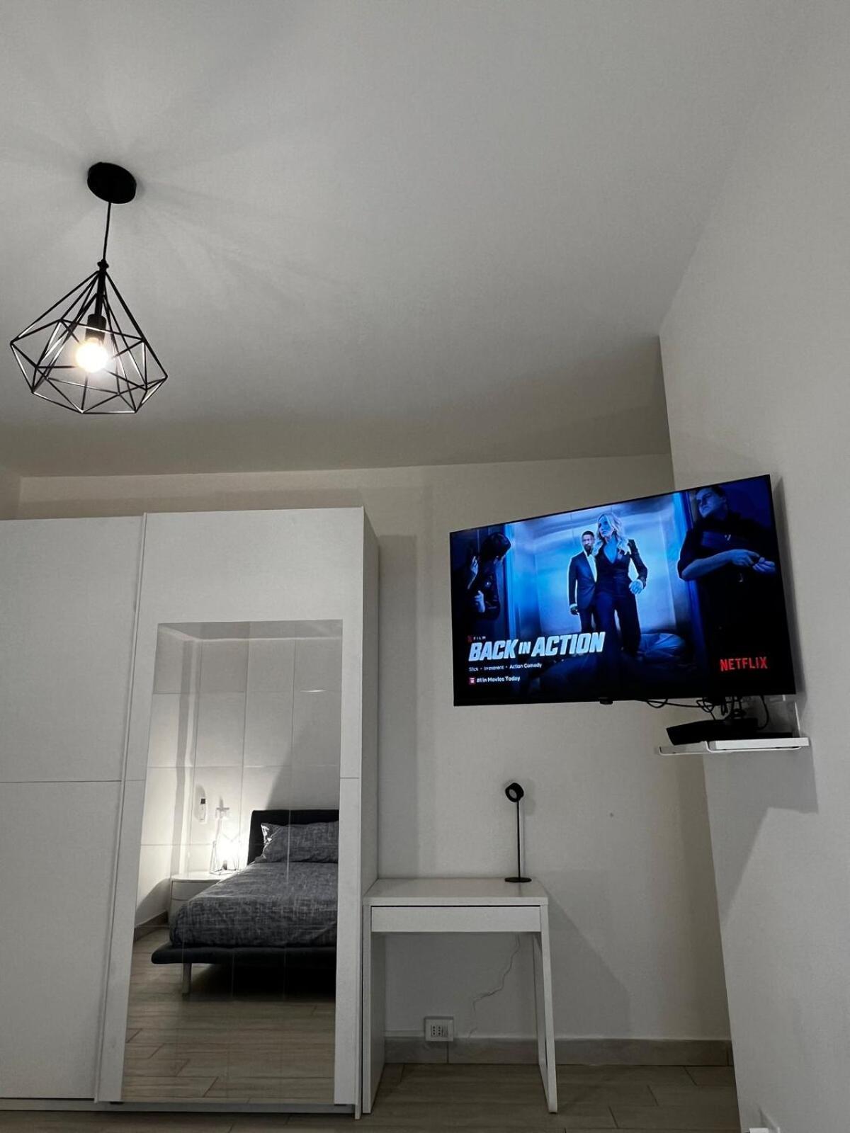 Elegant & Spacious 2Br 2Ba Unit With Private Patio Rome Exterior photo