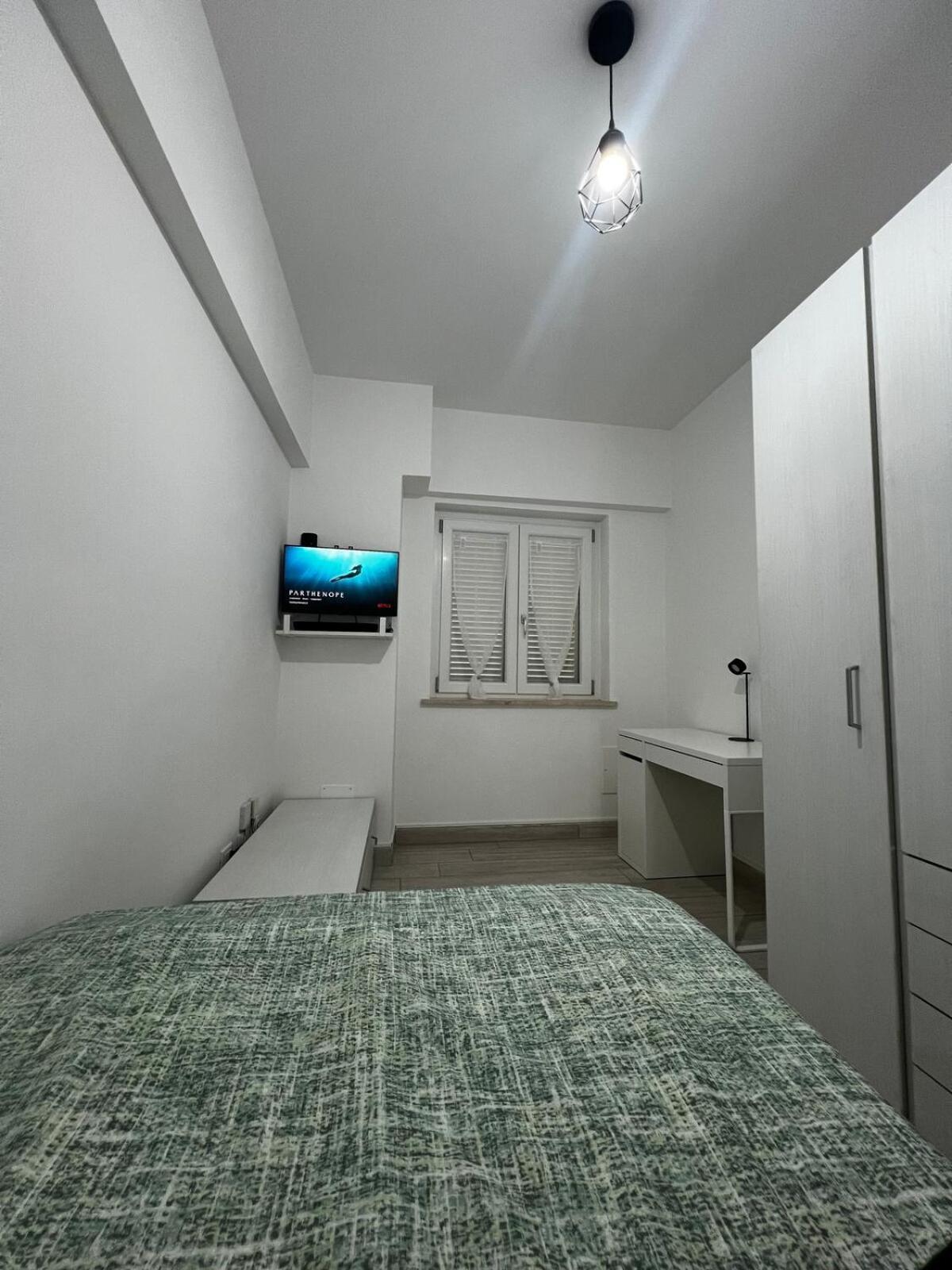 Elegant & Spacious 2Br 2Ba Unit With Private Patio Rome Exterior photo